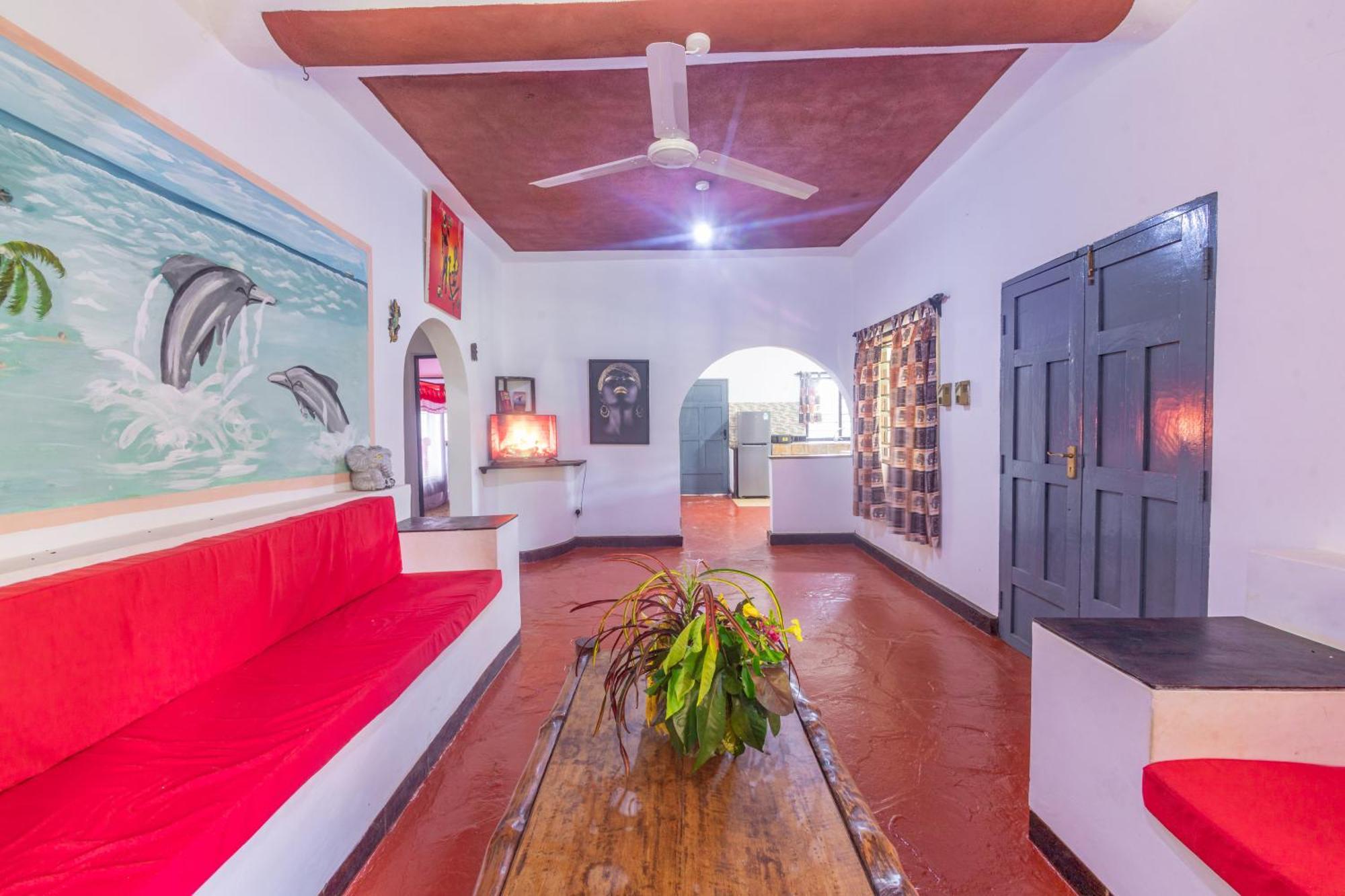 Villas Dora And Holly Diani Beach Bagian luar foto